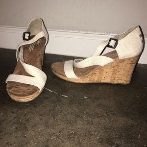 Toms heels. Size 7.5.